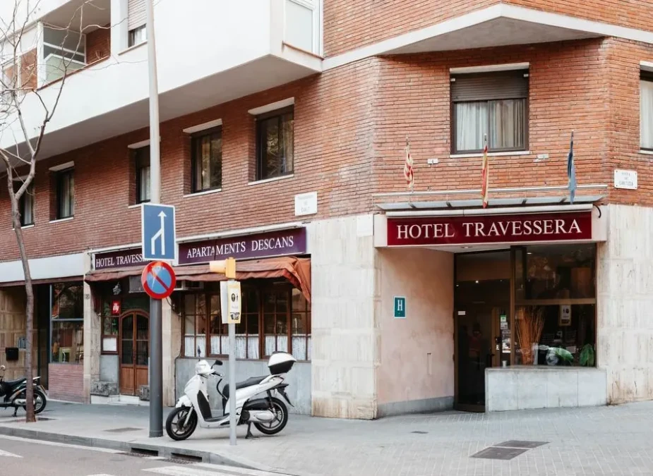 The Hotel Travessera